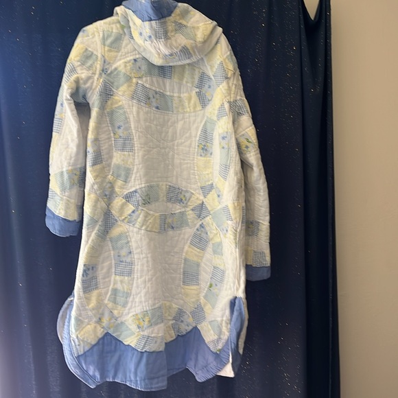 Handmade vintage quilt jacket - Picture 2 of 10